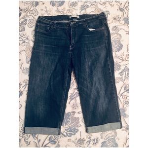 Levi’s Plus Size Capri Jeans